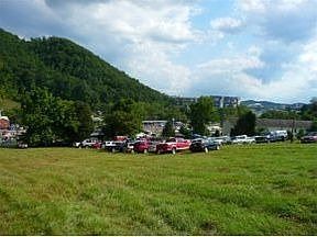 1st image of 2616 Volunteer Pkwy