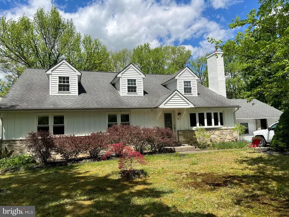 200 N Shady Retreat Rd, Doylestown, PA 18901