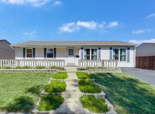 216 Hayes Ave, Romeoville, IL 60446