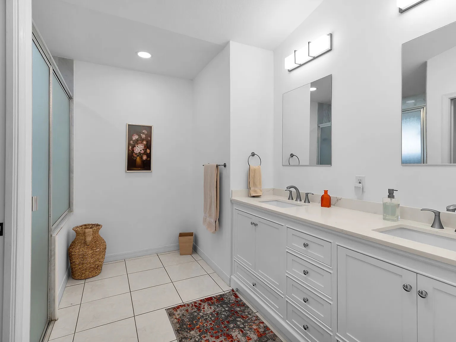 443 Dundee Ct — Photo 2