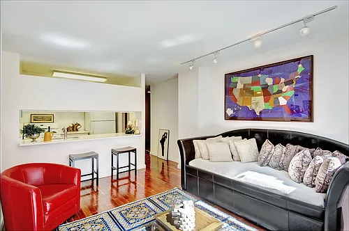 1 Irving Pl #V8B Photo 1
