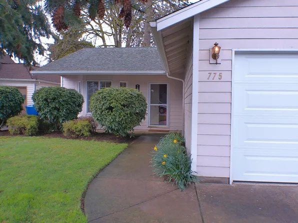 775 17th St NE, Salem, OR 97301