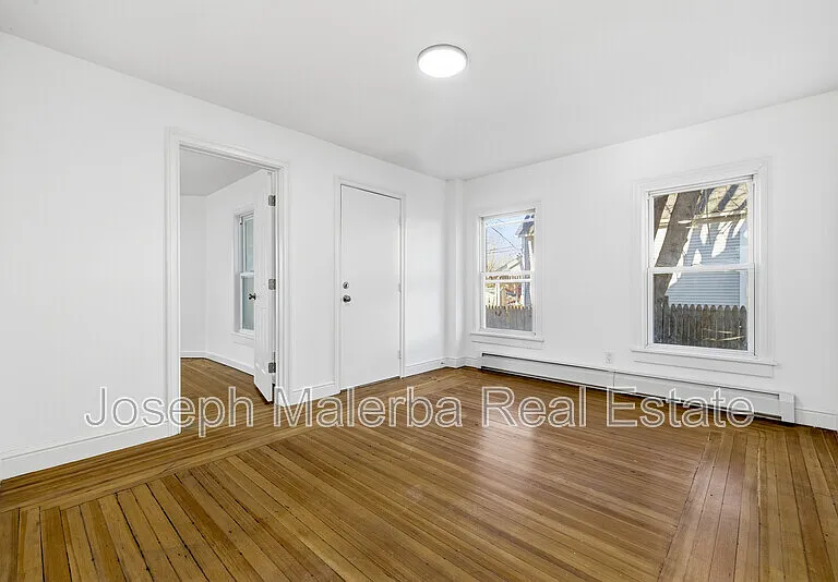 159 Connecticut Ave #2 — Photo 16