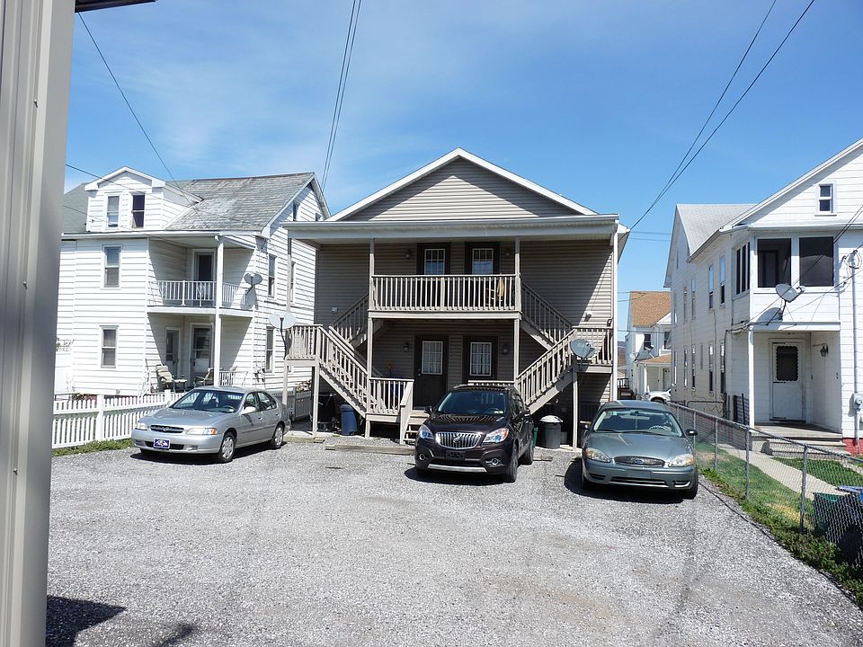 Off Street parking for one vehicle. Assigned parking space for tenants only- no guest parking authorized.
