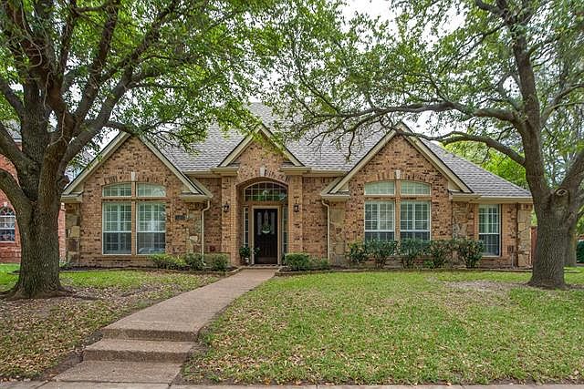 1st image of 4612 Hinton Dr