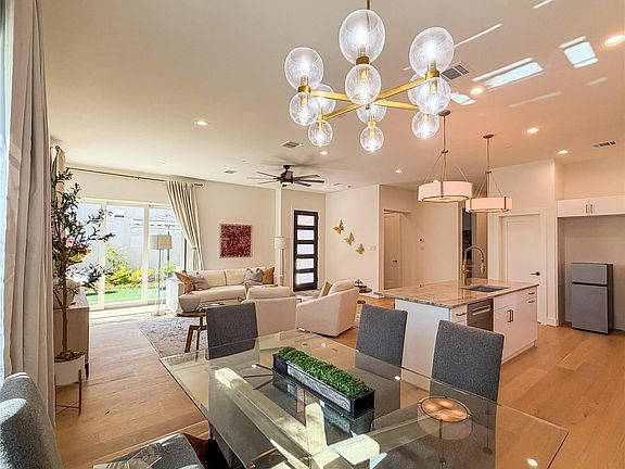 5th image of 11603 Royal Plain Ave