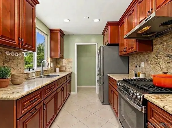 3867 35th St, San Diego, CA 92104