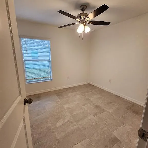 13944 Buckingham Oak Dr — Photo 11