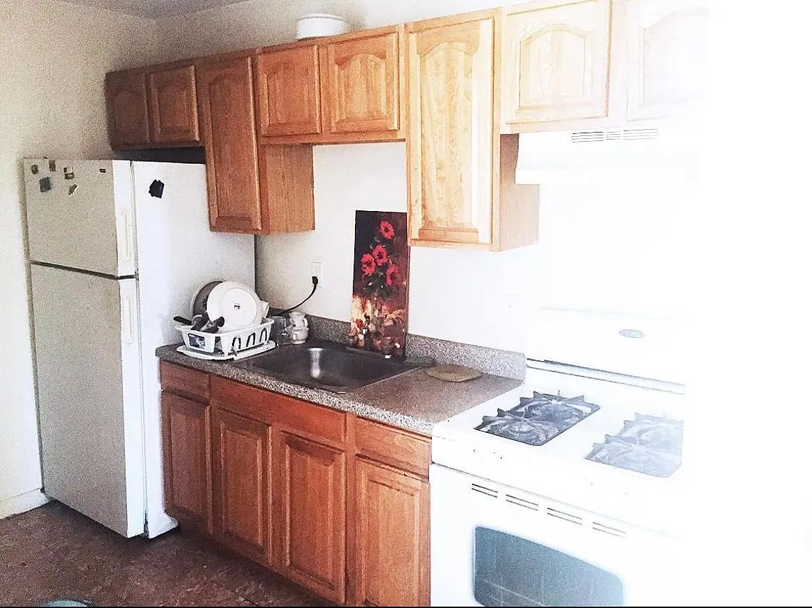 3 bed, $2,900 — Photo 3