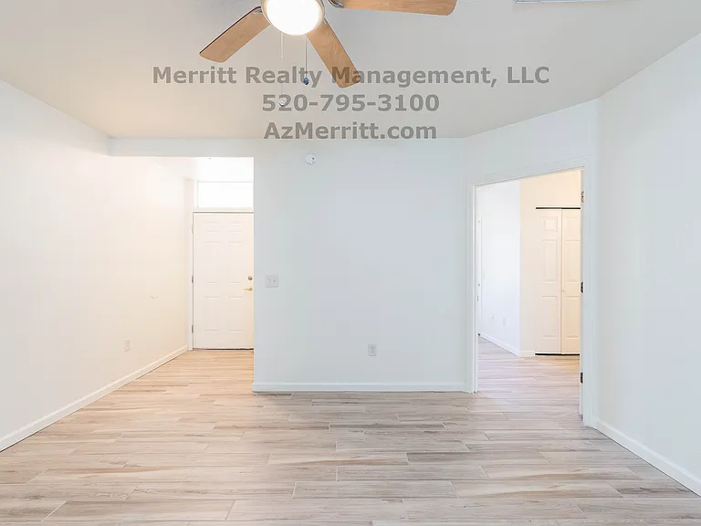 1204 N Winstel Blvd #8 — Photo 5
