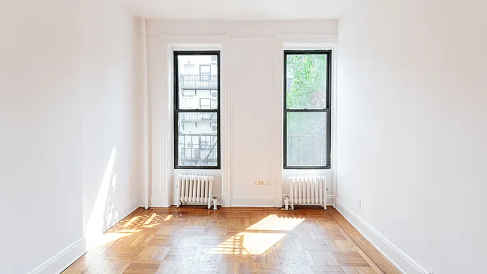 Rented by Nooklyn NYC LLC | media 33