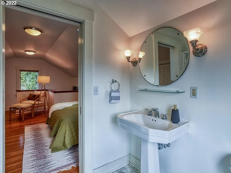 4404 NE 22nd Ave — Photo 15