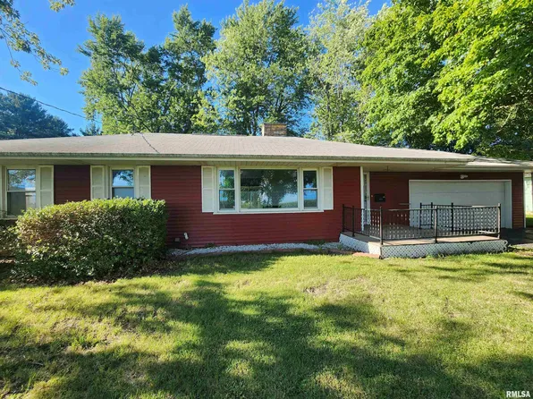 23184 E Park Rd, Farmington, IL 61531