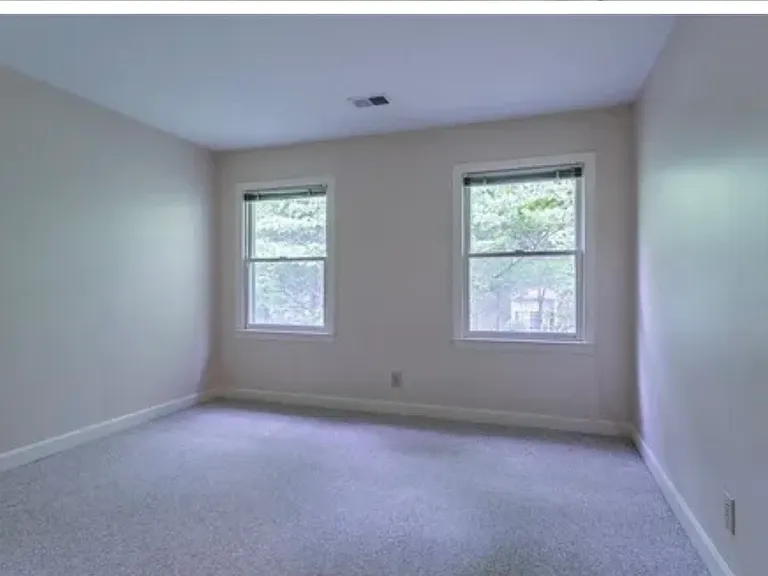 2304 Defoors Ferry Rd NW — Photo 6