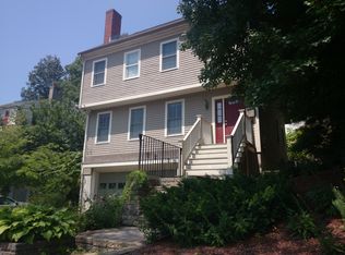 77 Hackensack Rd, Chestnut Hill, MA 02467