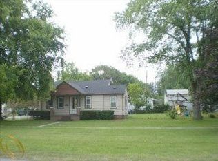 24407 Beverly Rd, Taylor, MI 48180