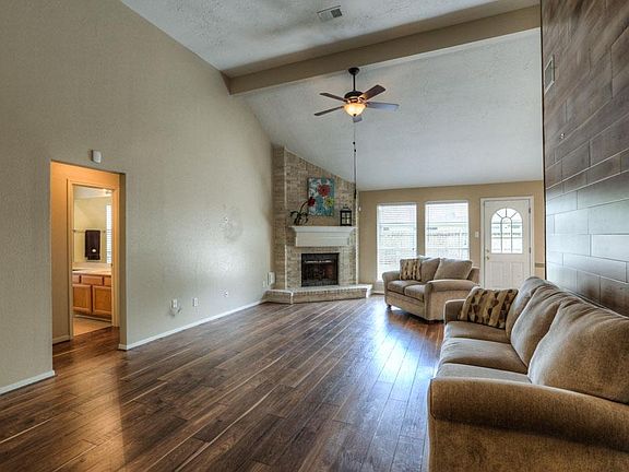 4th image of 15735 Oak Mountain Dr