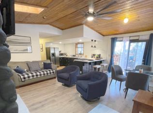 750 Pine Ln, Sugarloaf, CA 92386