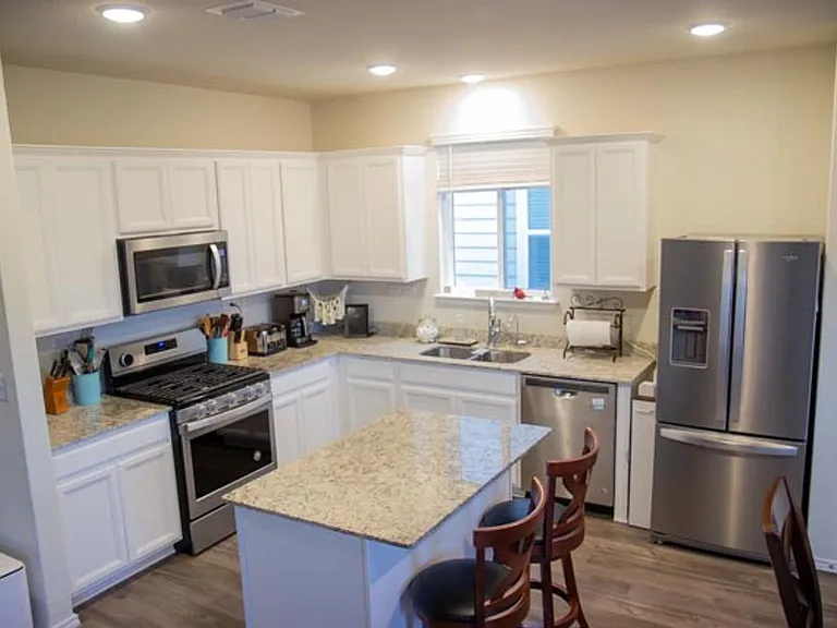 7347 Harvest Bay — Photo 3