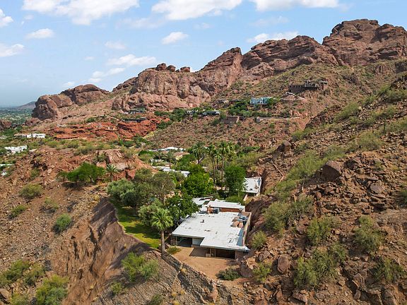 3rd image of 5500 N DROMEDARY Road #V