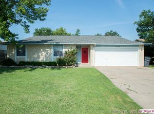 14066 S Hickory St, Glenpool, OK 74033