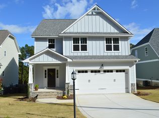203 Crestview Rd, Southern Pines, NC 28387