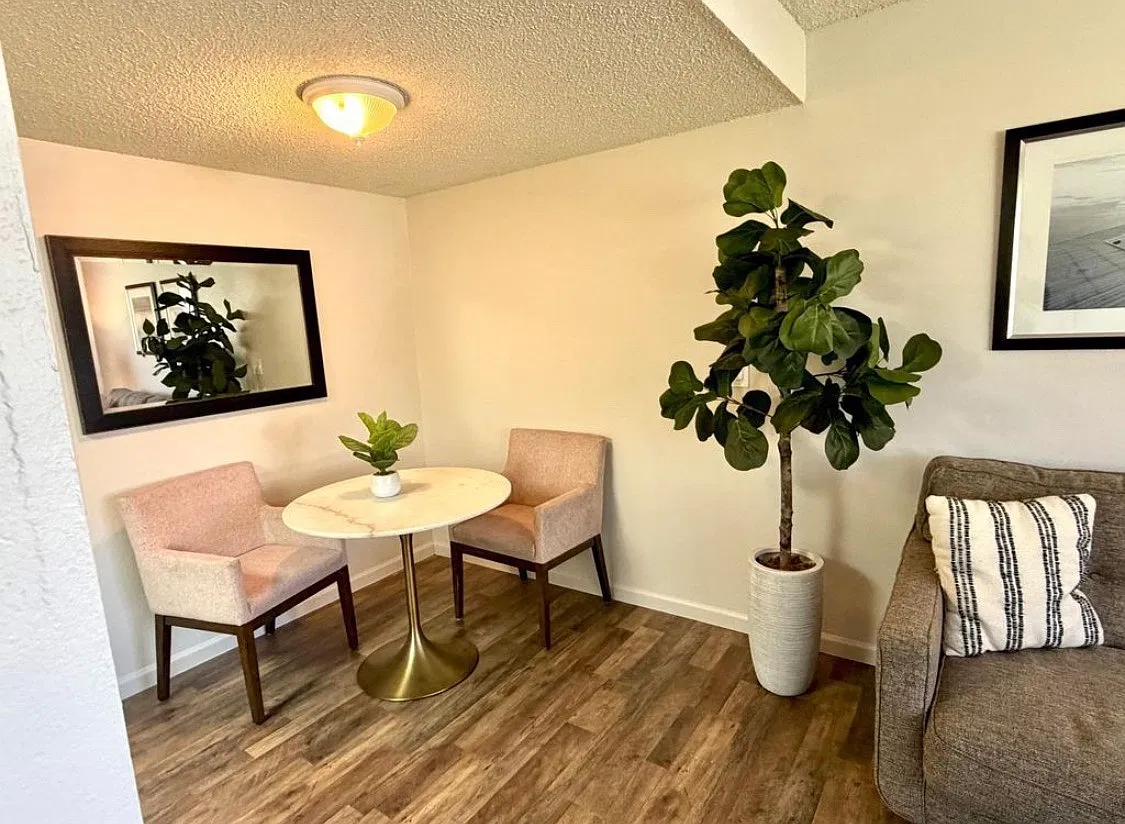 1 bed, 580 sqft, $1,490 — Photo 2