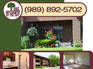 409 Old Orchard Dr APT 22, Essexville, MI 48732