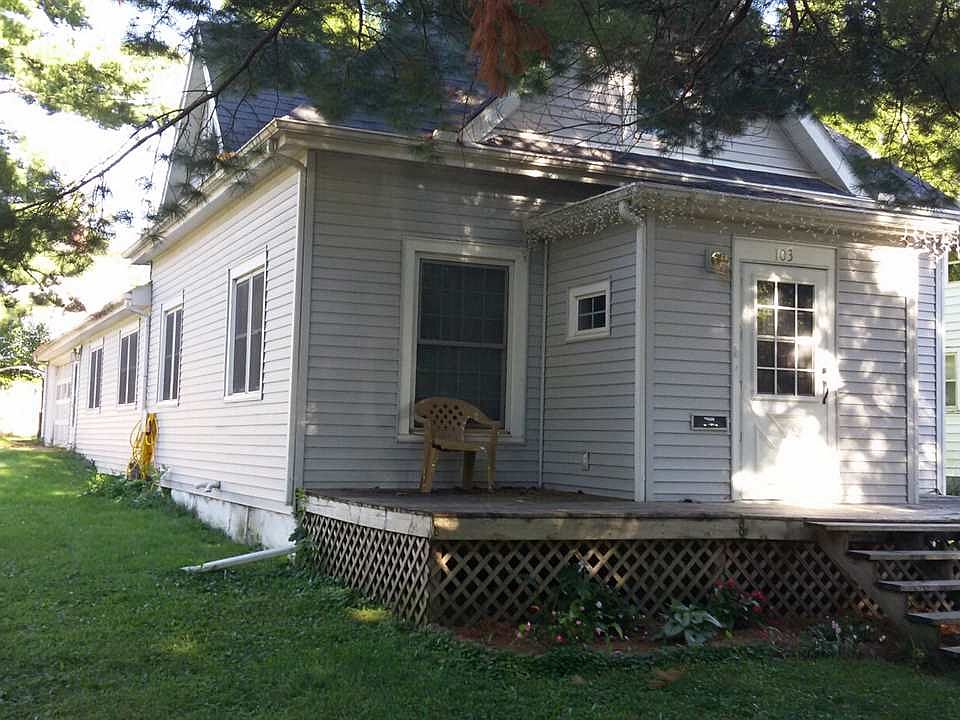 1st image of 103 5th Ave SE