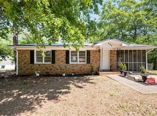 255 Orchard Cir, Commerce, GA 30529