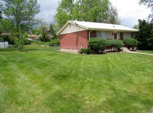 911 S Briarwood Dr, Lakewood, CO 80226