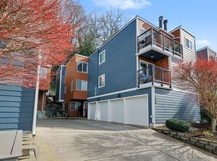 4116 58th Pl SW APT A, Seattle, WA 98116