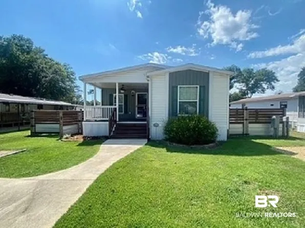 1793 Rico Dr, Lillian, AL 36549
