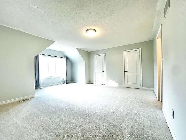 3306 Fox Run Cir — Photo 35