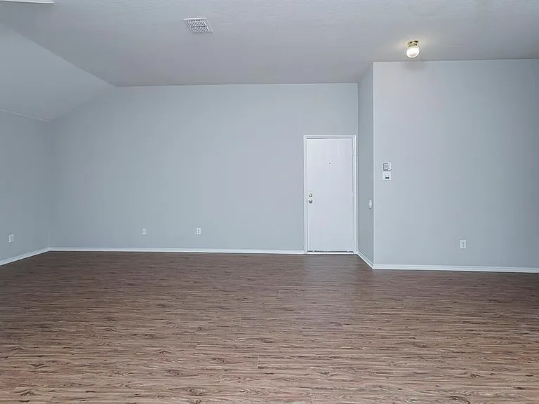 8448 Prairie Fire Dr — Photo 30