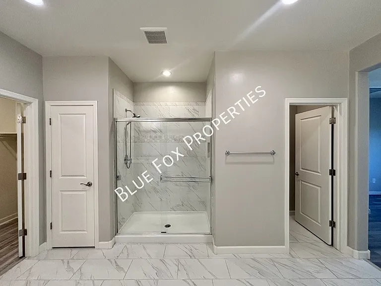 5536 Lazy Farm Dr — Photo 20