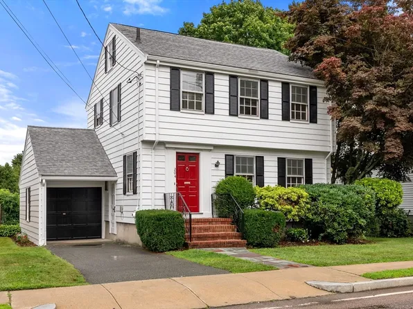 204 Thacher St, Milton, MA 02186