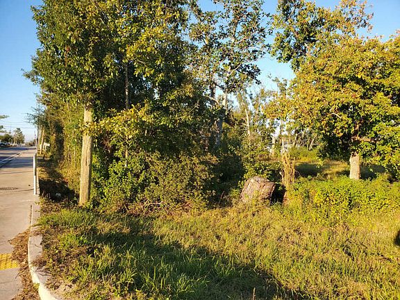 4th image of 2913 E 13th Ct