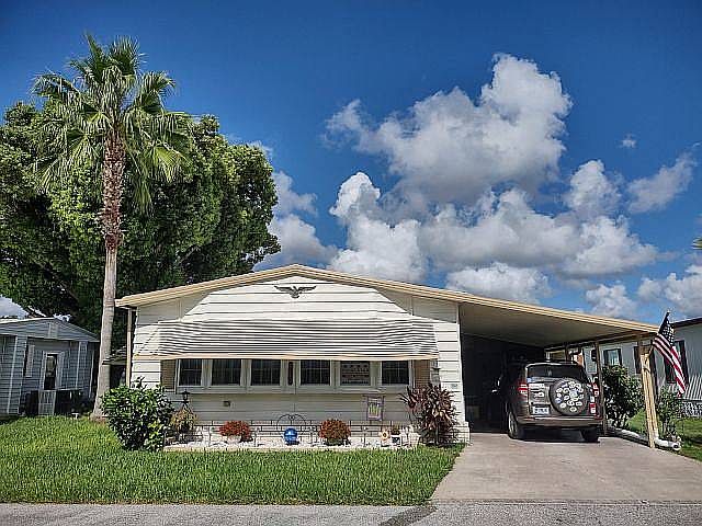 1st image of 3040 Junction Cres #140
