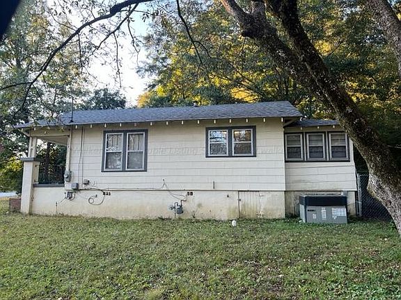 3rd image of 512 Saint Joseph Dr NW