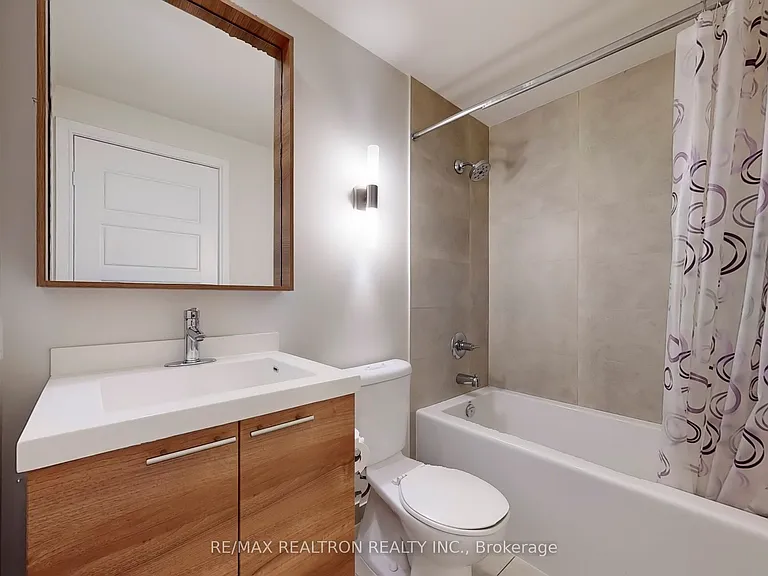 15 Viking Ln #708 — Photo 26