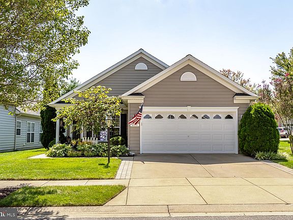 5th image of 853 Harmony Way