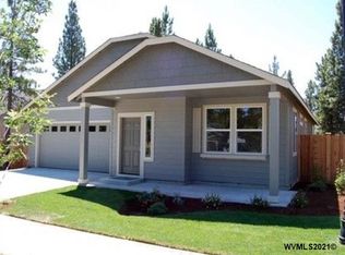 947 27th Ave, Sweet Home, OR 97386