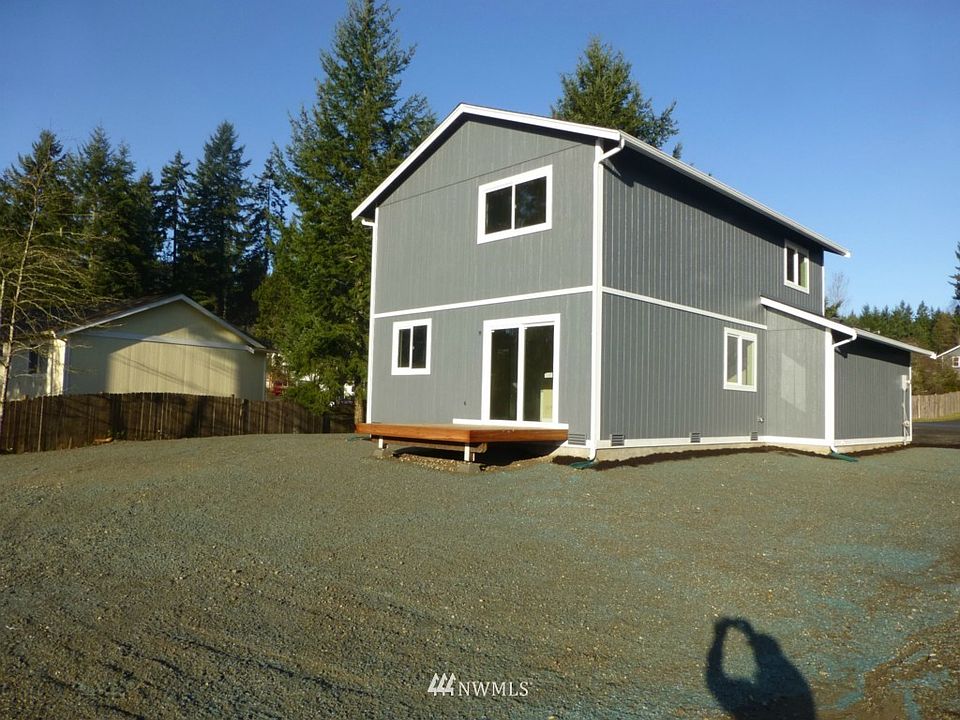 2nd image of 590 Larson Lake Boulevard