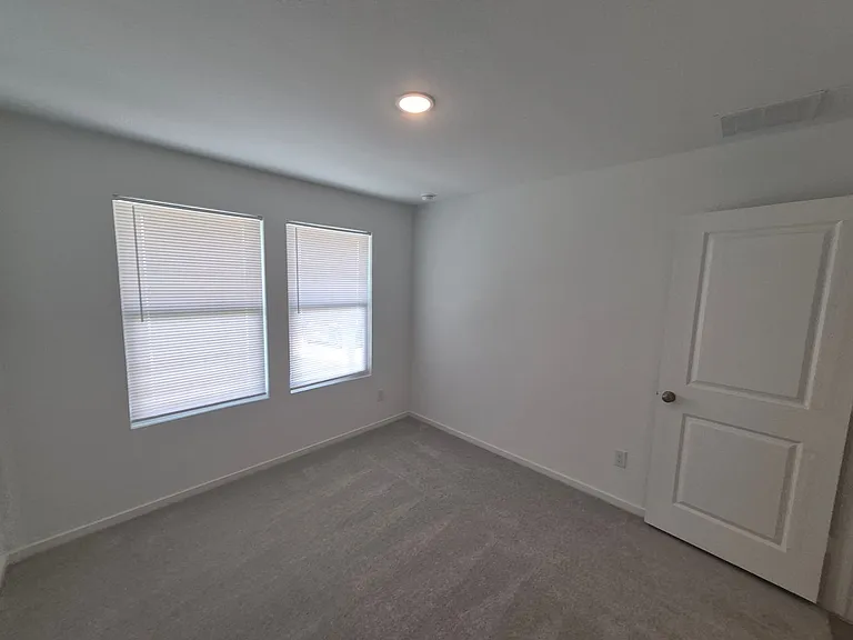 3164 Dispatch Dr — Photo 5