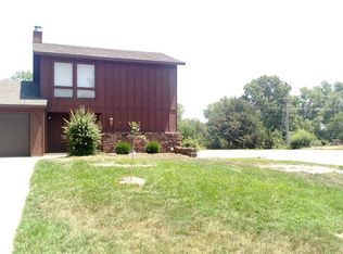 10210 Paganica Pl, Hutchinson, KS 67502