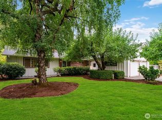 200 N Devine Rd, Vancouver, WA 98661