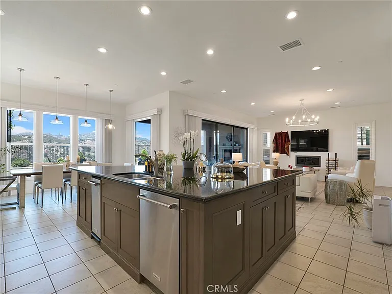 11911 Ancona Way — Photo 26