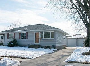1435 Plum St, Iowa City, IA 52240