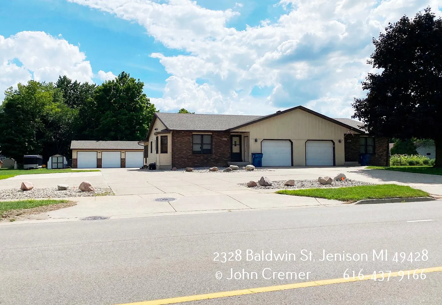 4 bed, 2300 sqft, $2,400 — Photo 1